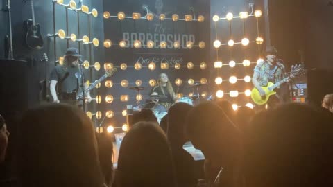 4/13/25 - The Wild Wolves - "My Own Worst Enemy" by Lit Live at The Barbershop - Las Vegas, NV