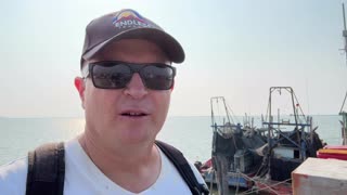 Tha Ruea Phli Fish Market: Local Night Market - Chonburi Thailand 2026