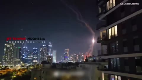 Iran Responds to Israel with Massive Attack — Hundreds of Missiles Hit Tel Aviv