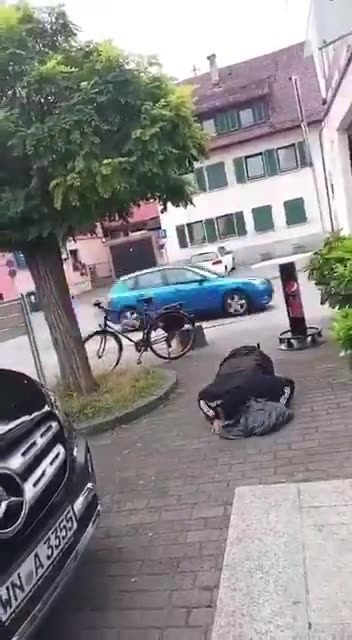 Germany - migrant gets angry because elderly man wont give him money