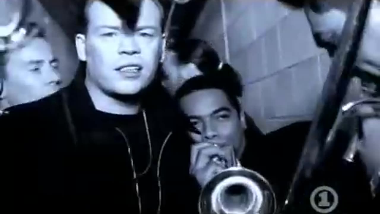 UB40 - Can't Help Falling In Love With You.