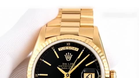 ROLEX Day‑Date 36 mm – Custom Black Stick Dial, Gold President & Fluted Bezel