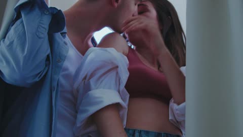 Close up of an affectionate couple 9497800