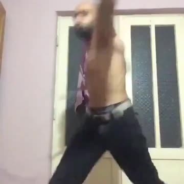 @Keir_Starmer @ShabanaMahmood LOOK Take this guy out from Europe and arrange a boat...