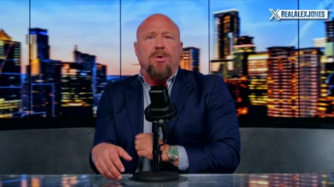 Breaking Exclusive! Hunter Biden Attacks Alex Jones In Pathetic Crack Head Freak Out