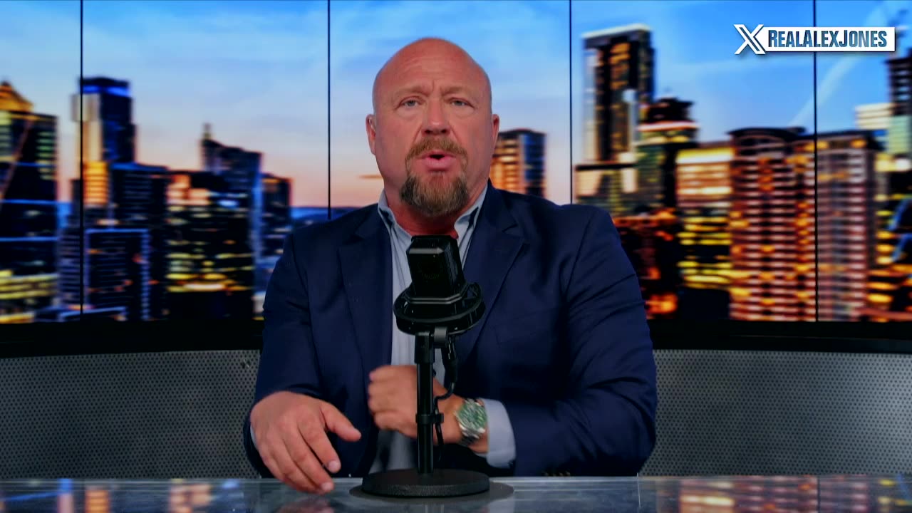 Breaking Exclusive! Hunter Biden Attacks Alex Jones In Pathetic Crack Head Freak Out