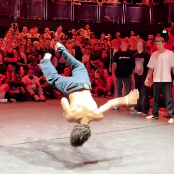 💪 "Incredible Arm Strength! 😲 | Amazing Martial Arts Moves"