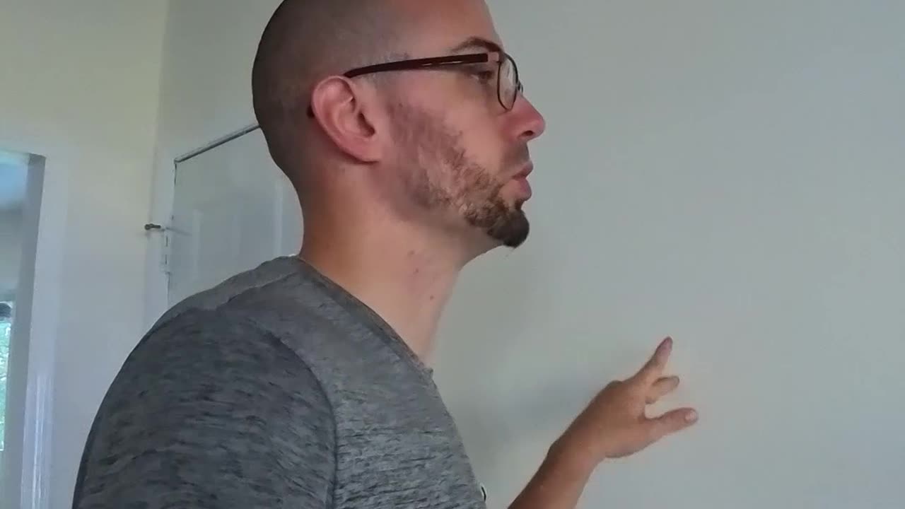 Tenants Are Gone… But Not Everything 😅 | Property Manager Turnover Time!