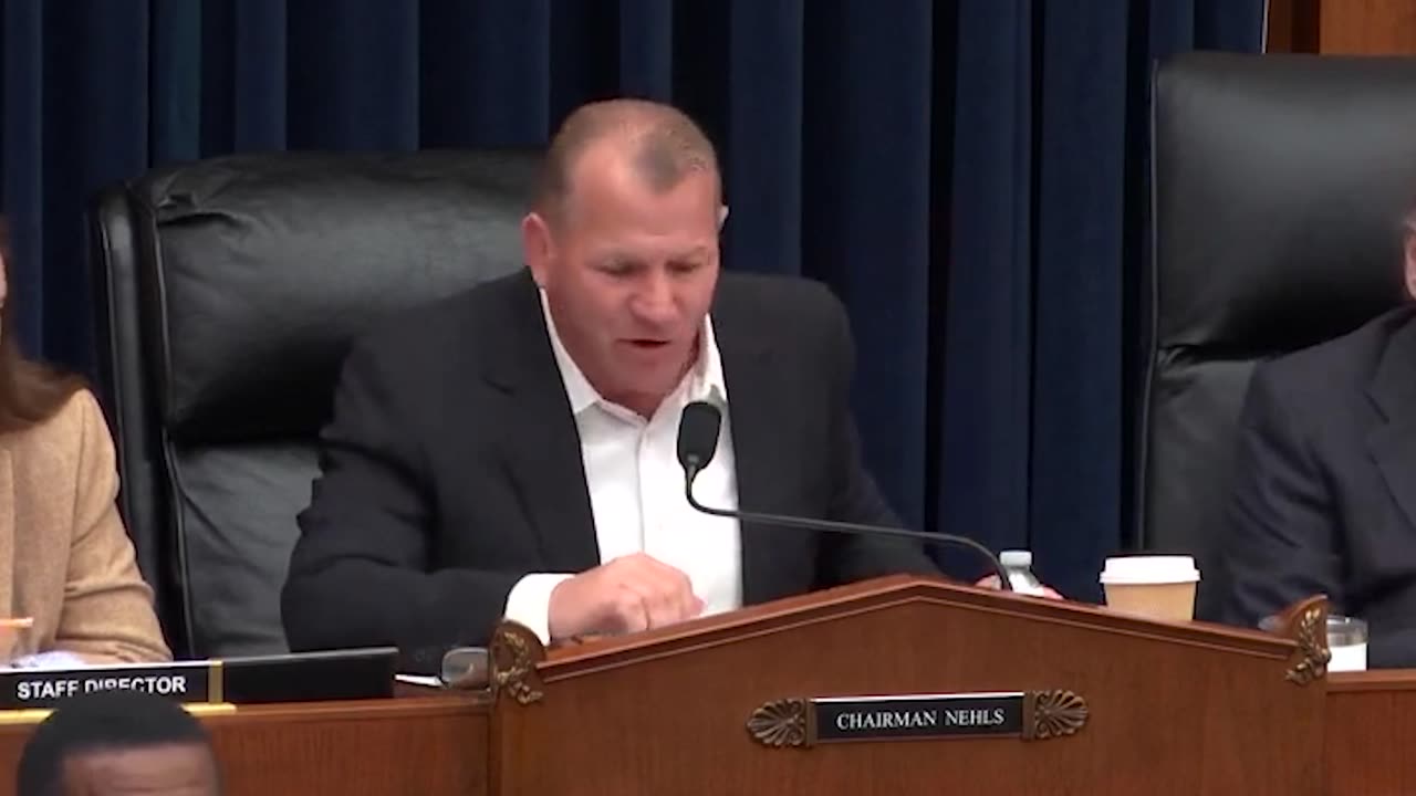 Chairman Nehls Questions Panel at Hearing on Airport Infrastructure
