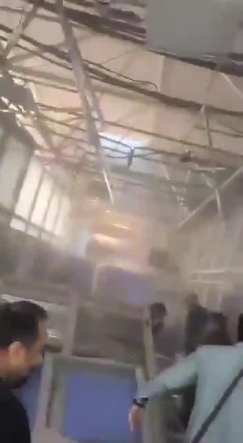 Explosión en puerto de Irán