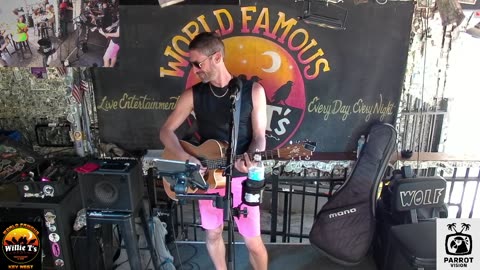 LIVE Music Everyday!