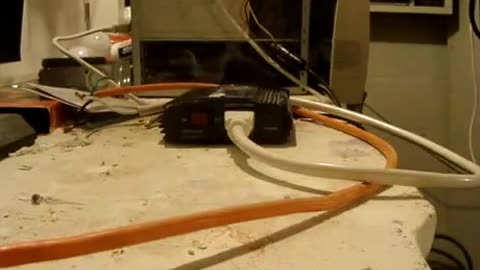 240 volts into 120 volt power inverter