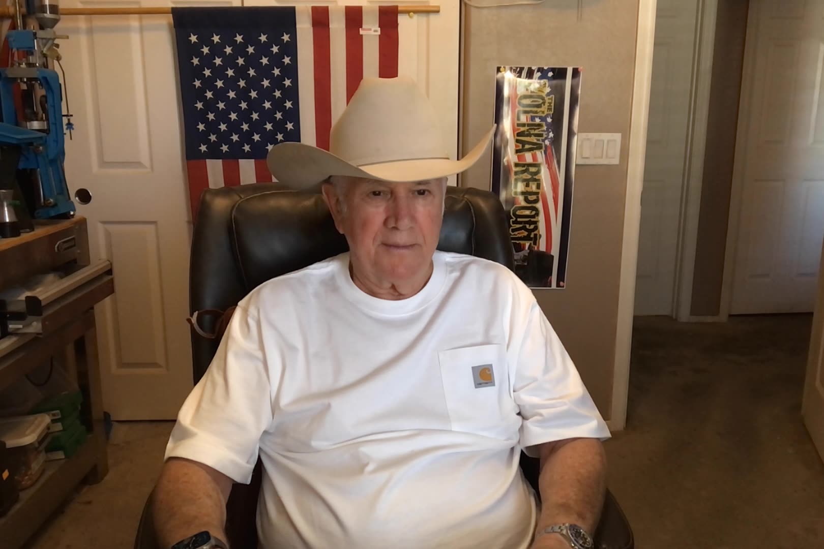 Trump Loses It, When Leaked Reports Reveal That Trump Cant Read!