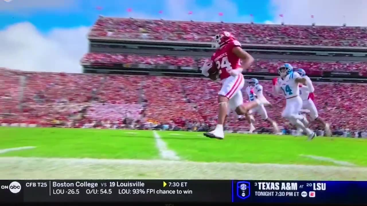 Sooners RB #24 Xavier Robinson TD🏈65 yds.
