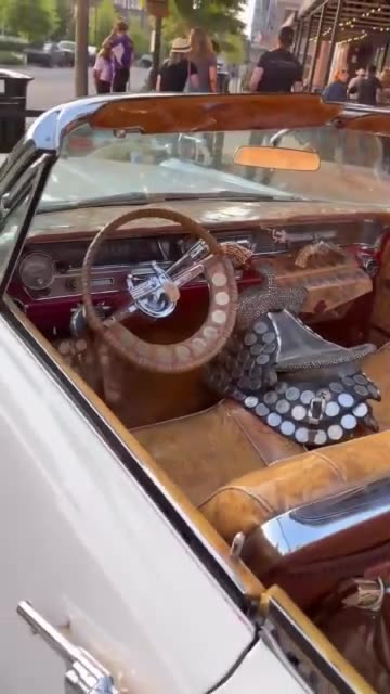 Seen outside Kid Rock's Nashville bar