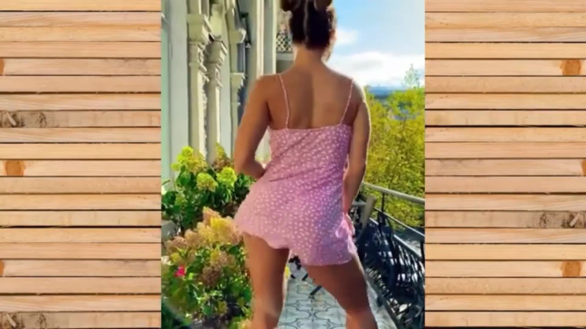 HOT GIRLS TWERK COMPILATION