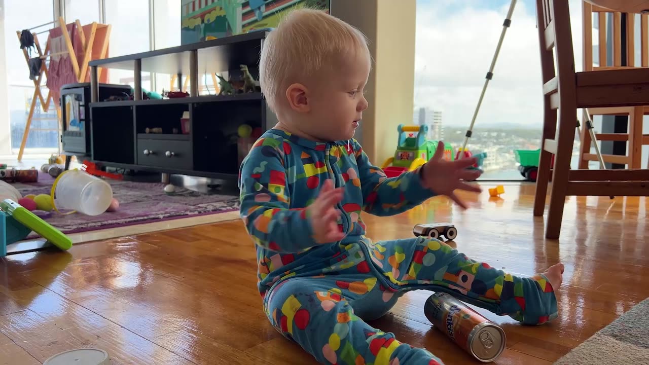 Toddler's Funny Fanta Can Counting Mishap! ||