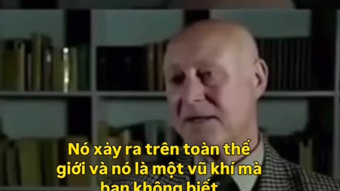 Barrie Trower-chuyên gia vũ khí vi sóng Hải quân (phụ đề)