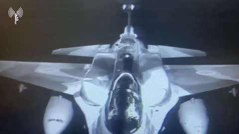 New Footage of Israeli Airial Refueling Operations