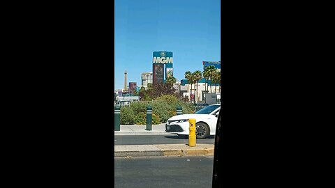 ROBOTAXI TOUR OF VEGAS STRIP (Day)