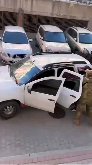 Everyday occurence in Ukrainian's peaceful mobilisation