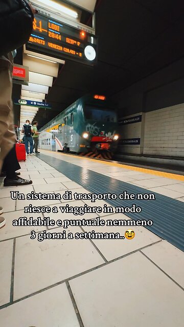 A transport system that cannot reliably travel on time even 3 days a week..🥸🇮🇹