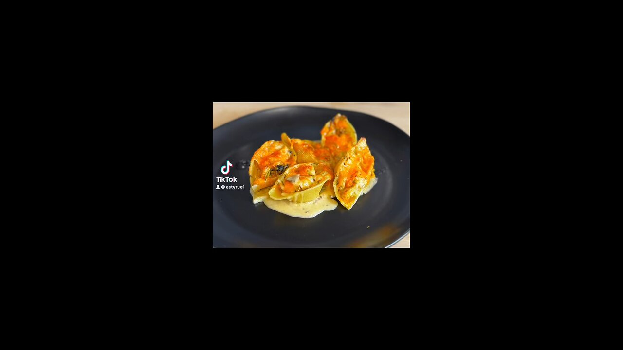 Cheesy crown shells