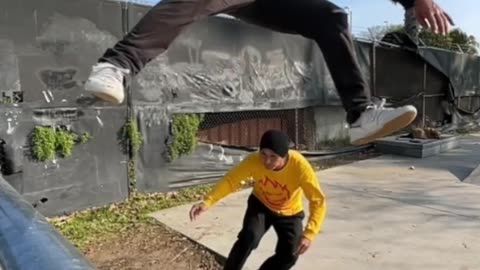 #♻️FRI Cheese and Crackers HQ, Daewon Song, Chris Haslam