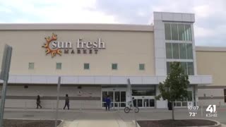 BREAKING: The city-funded experiment with a grocery store in Kansas City has already failed. The shelves are completely empty, the food rotten, theft.