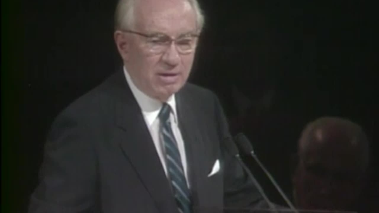Rejoice in This Great Era of Temple Building | Gordon B. Hinckley | General Conference Flashback