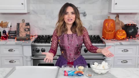 HOW TO MAKE HOCUS POCUS BUNS! - YouTube