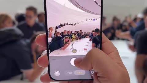 🤯🔍 You Won't Believe the iPhone 17 Pro's 40X Zoom Test! | FunFM