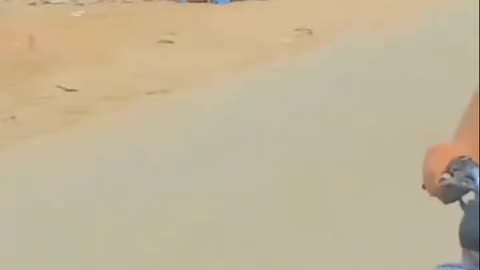 Stupid fuck zapped by high voltage Pakistan