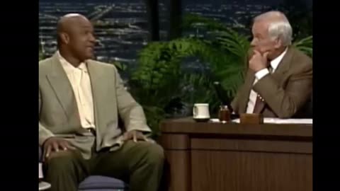 George Foreman cracks up Johnny Carson #tonightshow #johnnycarson #georgeforeman