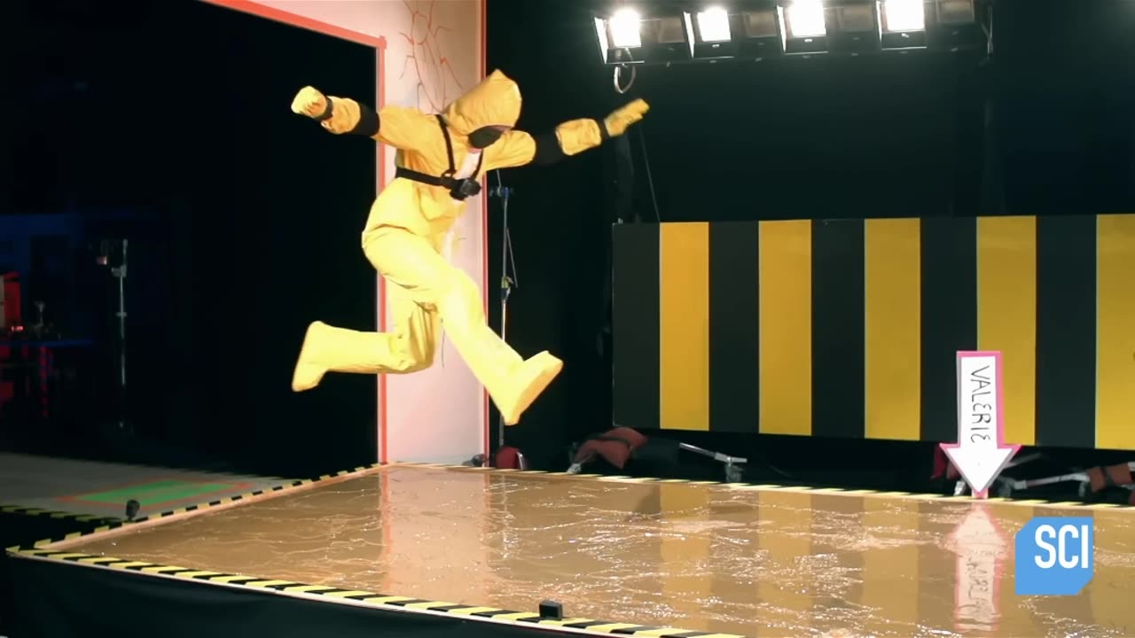 Human-Sized Glue Trap Challenge Goes Terribly Wrong!"