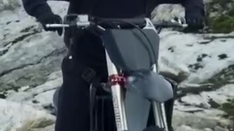 Tom Cruise does insane motorbike stunt for Mission Impossible Dead Reckoning