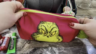 What’s in my Christmas PLG Firefly Bucket Bag 🎄🎁🧑🏻‍🎄