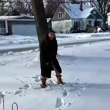 So satisfying ASMR snow edition #derulam #snow #funny