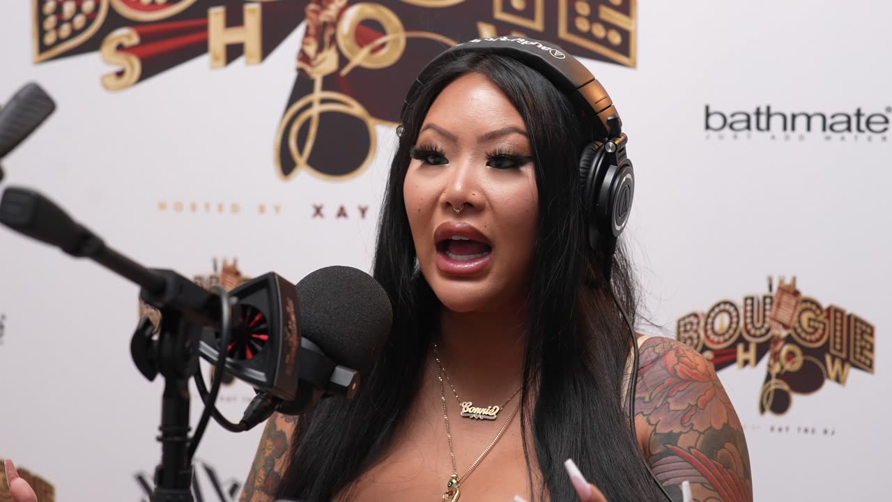 Connie Perignon - Most Girls Consider Boyfriend 🍆 5 To 6 Inches But Me I Need 8 To 9 With Much Girth