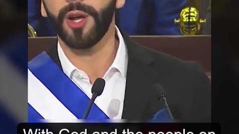 El presidente Nayib Bukele anuncia con firmeza que los delitos de corrupción en El Salvador