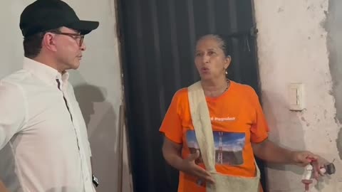 Marta del barrio Manzares 2 en El Banco por fin tiene agua continua en su casa