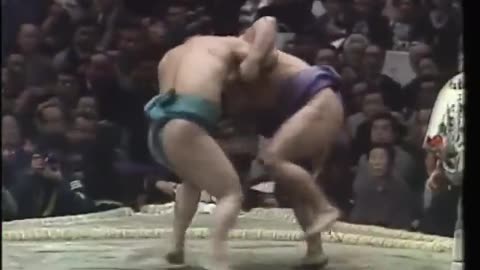 Sumo - 千代の富士 取組大全 ① 初優勝まで