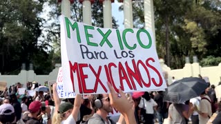 Mexicans protest against gentrification and US migration