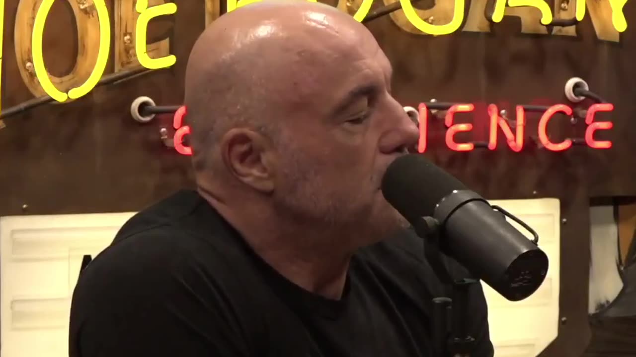 Joe Rogan Shocked by News of Charlie Kirk’s Death
