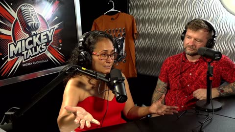 Mickey Talks EP: 085 - Cinthia & Will from Coffee Balam