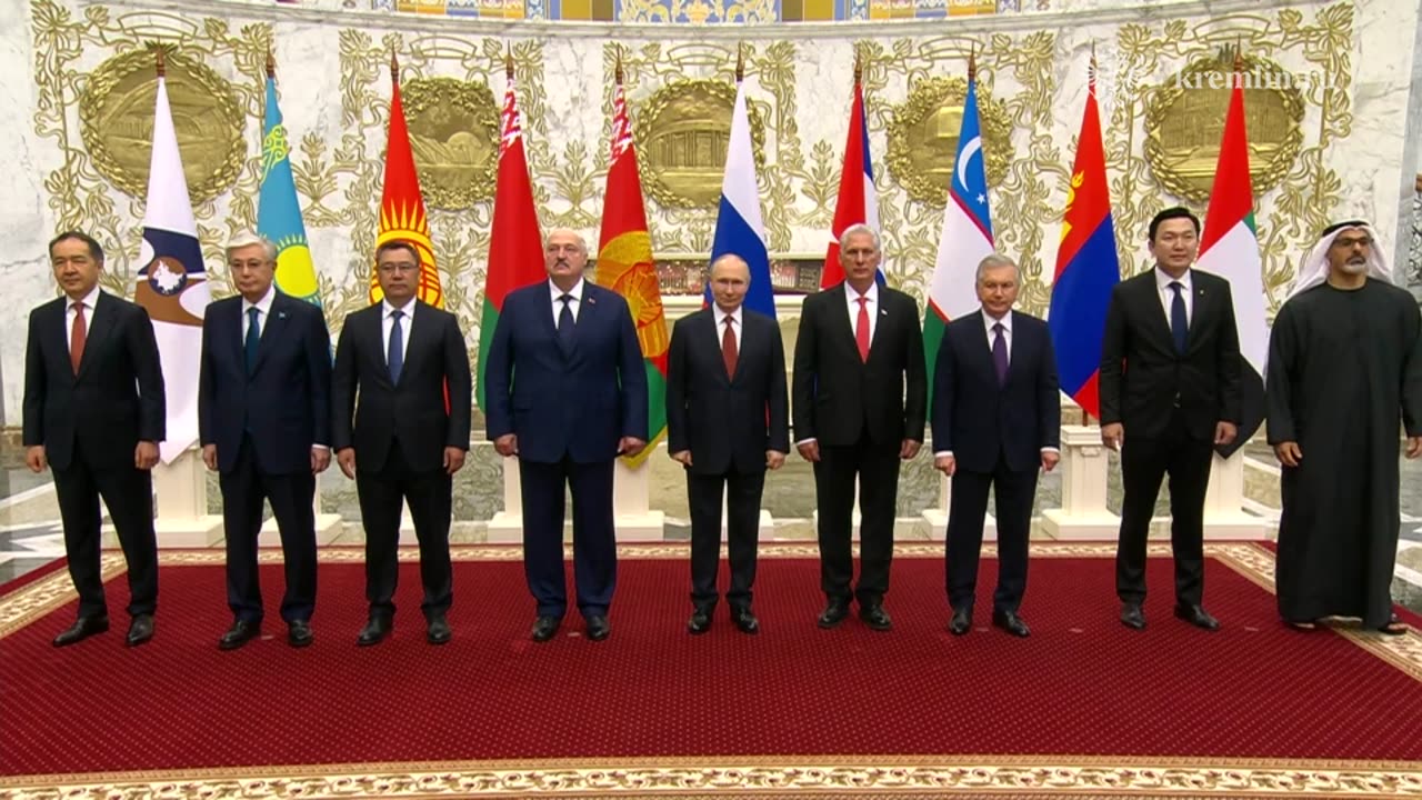 Заседание Высшего Евразийского экономического совета продолжается в расширенном составе