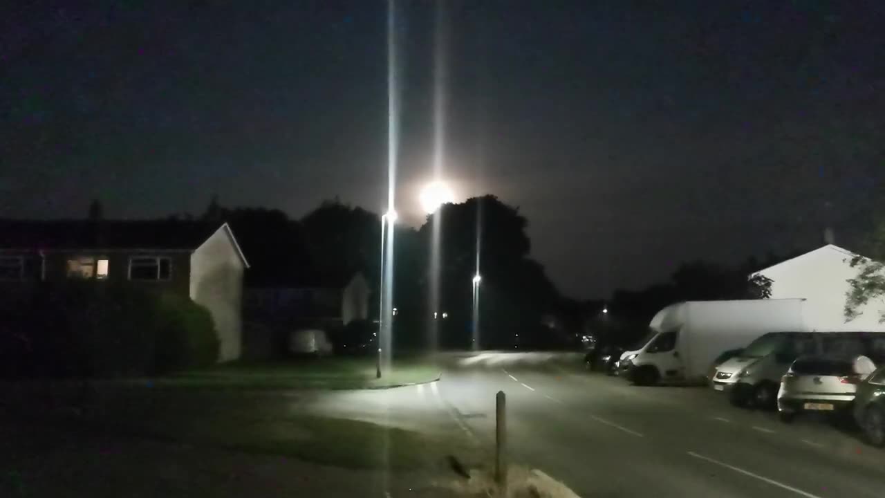 The Storm Is Coming / 1000,694,999 Views