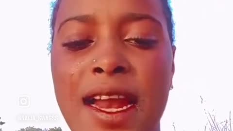 😂