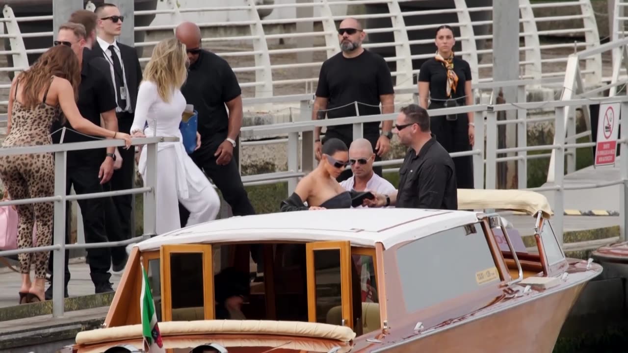 Kim Kardashian arrives in Venice for Bezos and Sanchez wedding