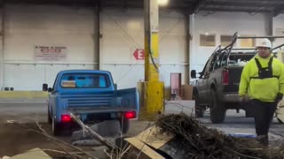 😱🚗 Dump Run Gone Wrong! | FunFM